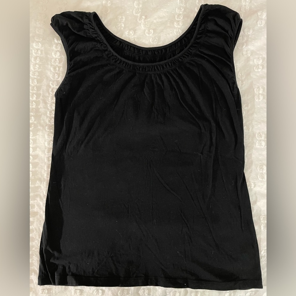 LOFT. Black short sleeve cotton T. Size L.